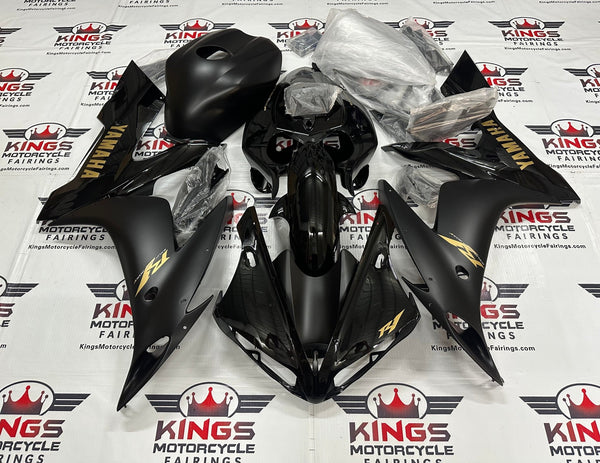 Yamaha YZF-R1 Fairings (2004-2006) Black, Matte Black, Gold at KingsMotorcycleFairings.com!